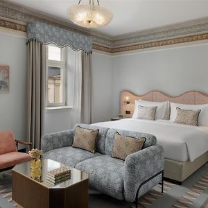 Apartament typu junior "Heritage"